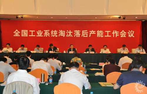 2018年，非環(huán)保涂料退出市場