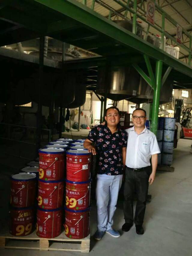 轉型做家裝，從加盟油漆代理開始